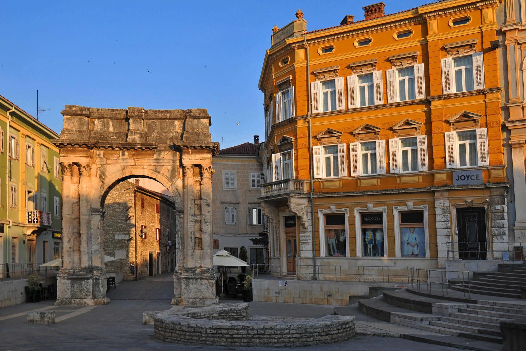 Boutique Joyce Hotel Pula