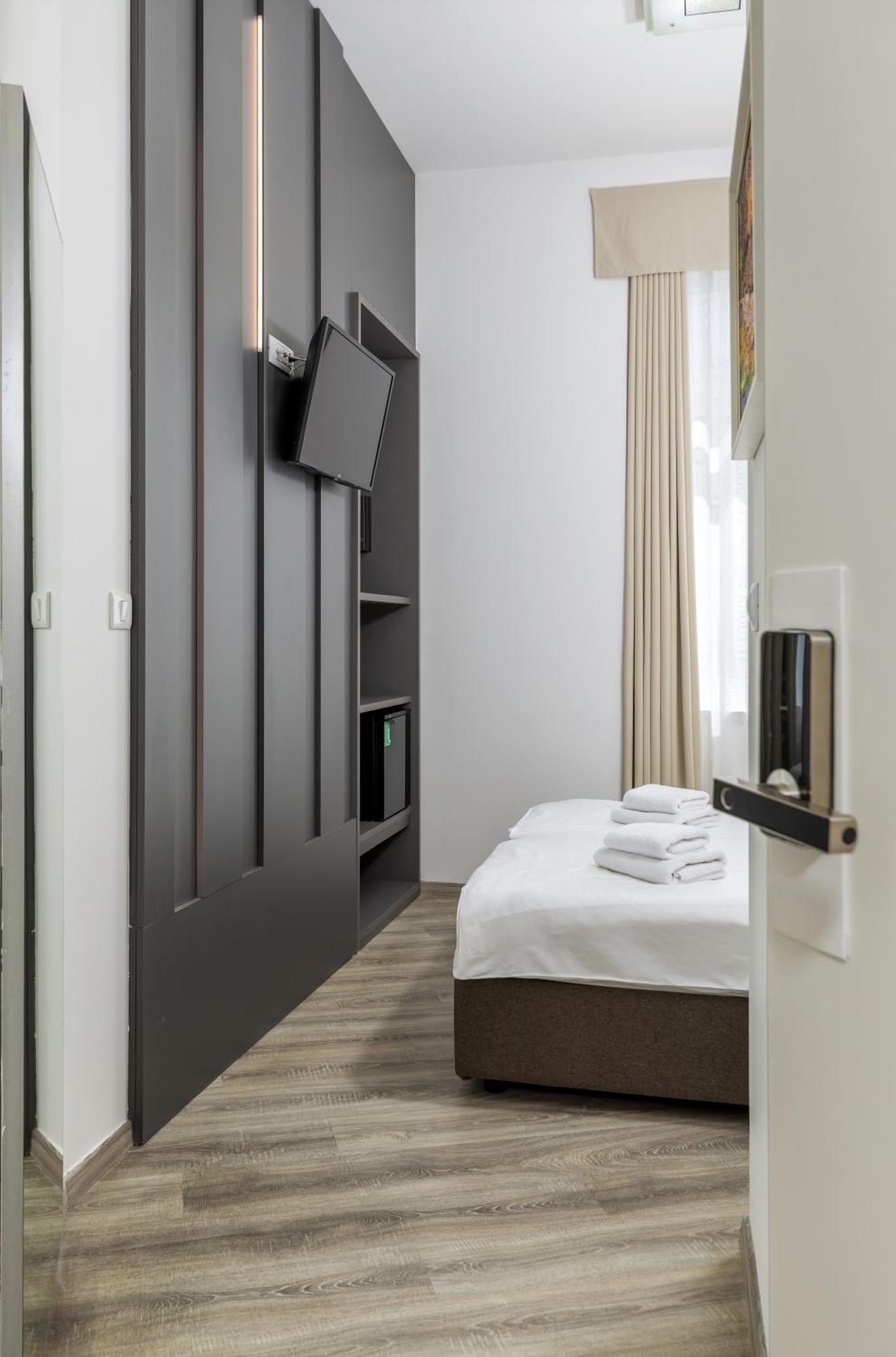 Boutique Joyce Hotel 4*